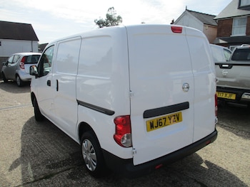 Used Nissan NV200 2017 for sale - 79616929: Photo
