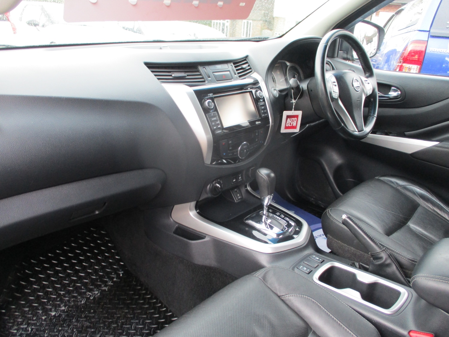 Used Nissan Navara 2016 for sale - 77812978: Photo 14