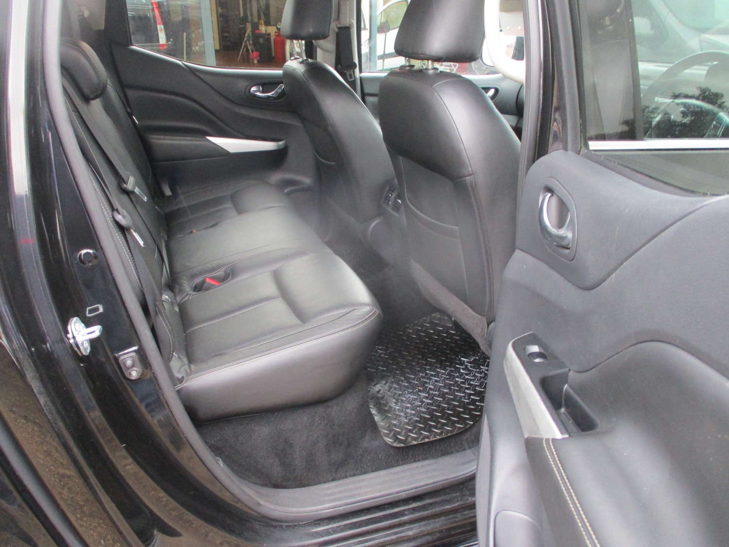 Used Nissan Navara 2016 for sale - 77812978: Photo 24