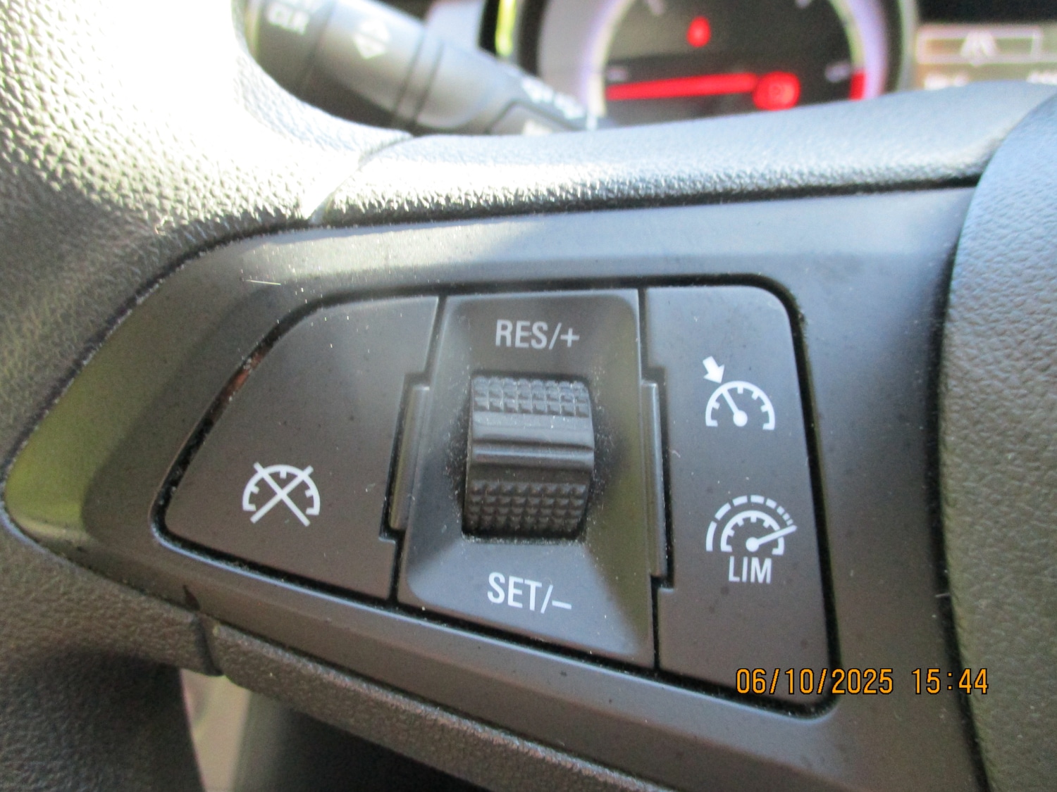 Used Vauxhall Astra 2015 for sale - 76184062: Photo 28