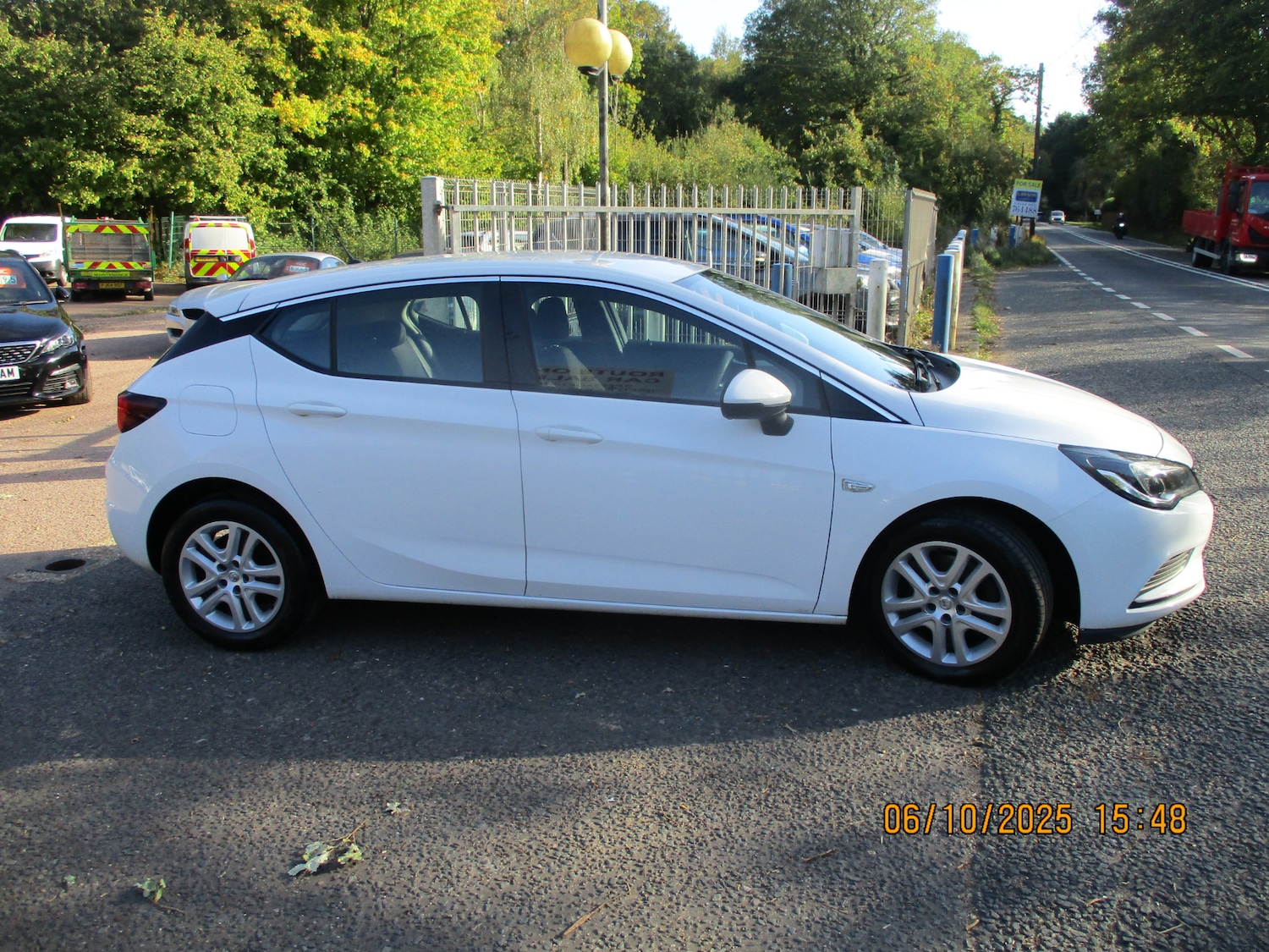 Used Vauxhall Astra 2015 for sale - 76184062: Photo 6