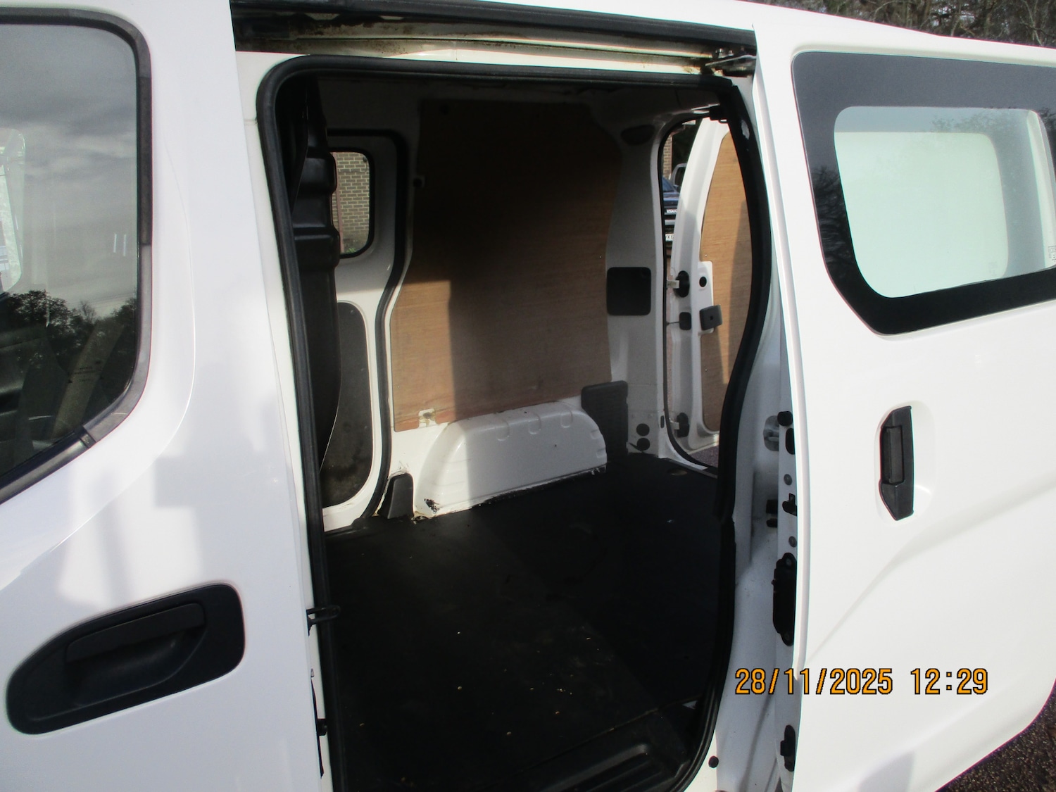 Used Nissan NV200 2015 for sale - 76736597: Photo 20