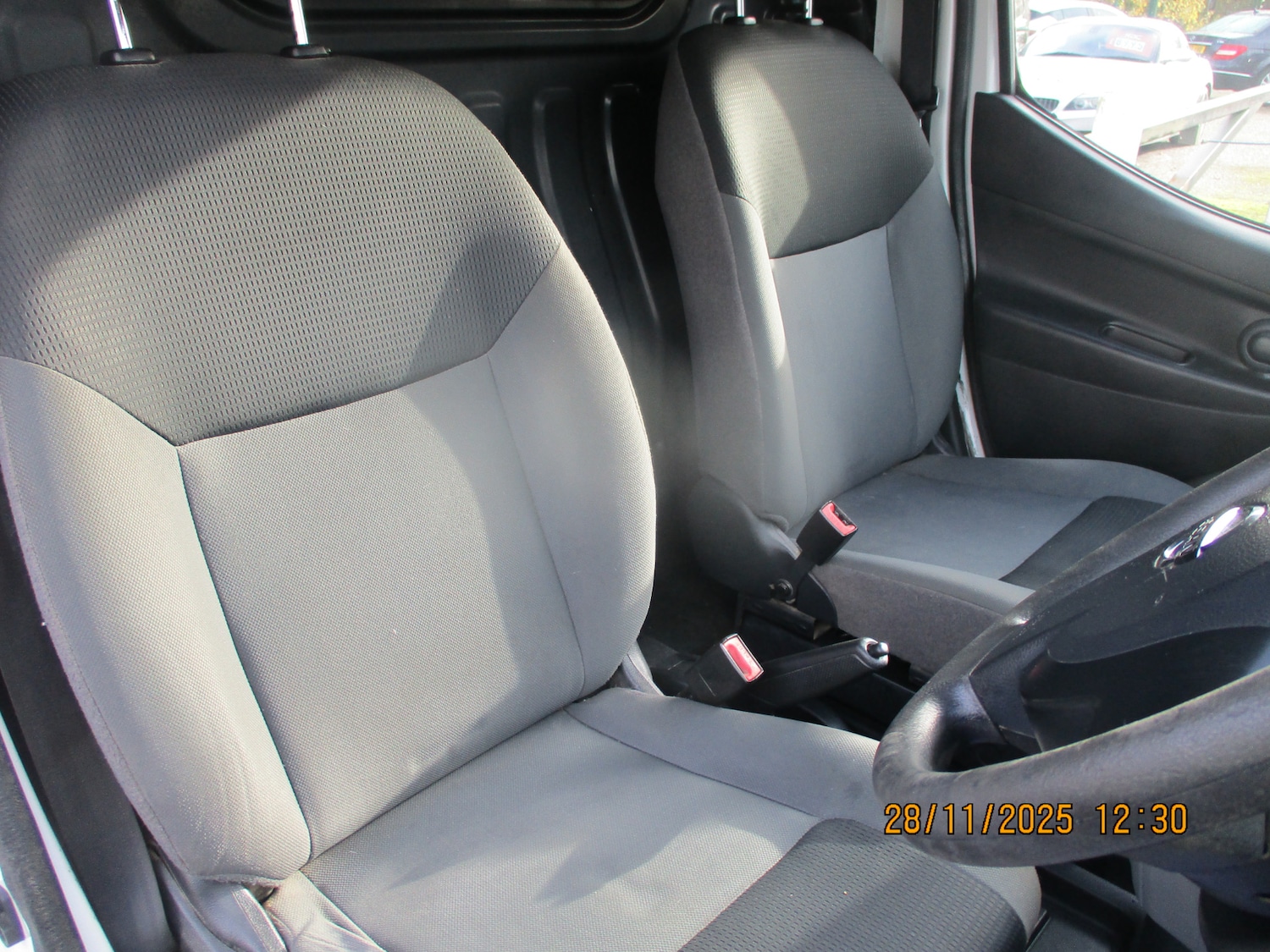 Used Nissan NV200 2015 for sale - 76736597: Photo 25