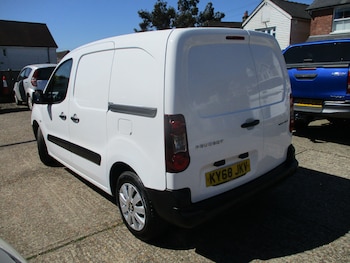 Used Peugeot Partner 2018 for sale - 78434341: Photo