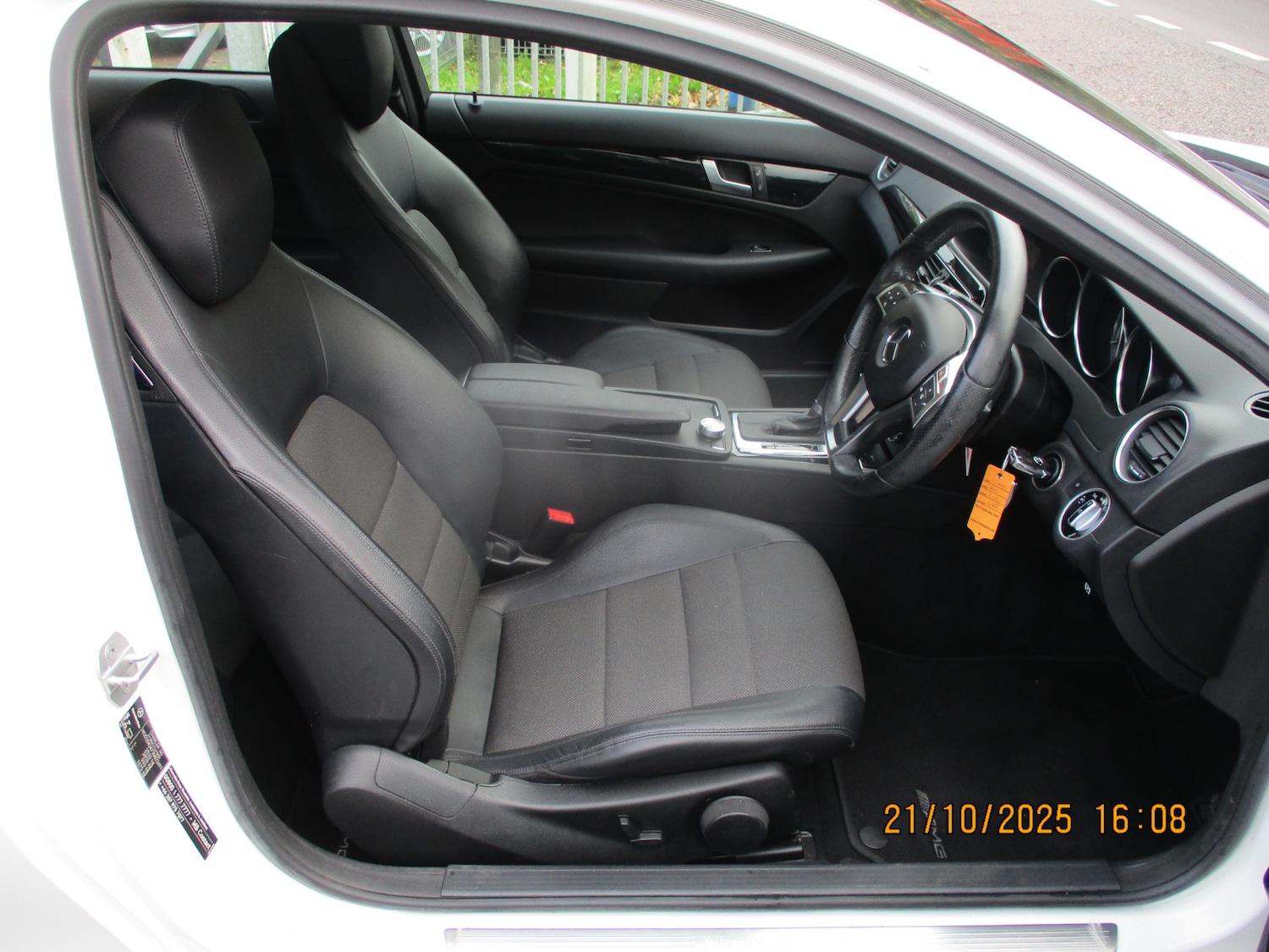 Used Mercedes-Benz C Class 2012 for sale - 76332309: Photo 26