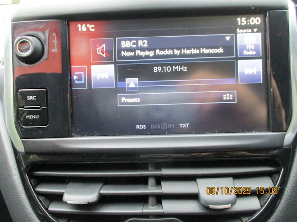 Used Peugeot 208 2014 for sale - 76207731: Photo 16