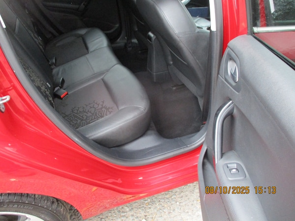 Used Peugeot 208 2014 for sale - 76207731: Photo 25