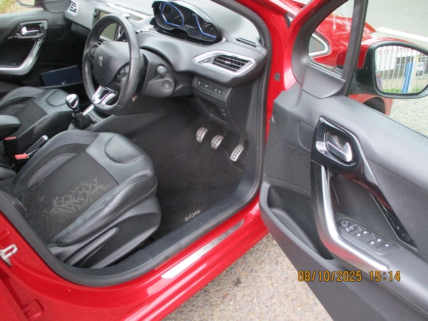 Used Peugeot 208 2014 for sale - 76207731: Photo 26