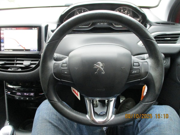 Used Peugeot 208 2014 for sale - 76207731: Photo 30