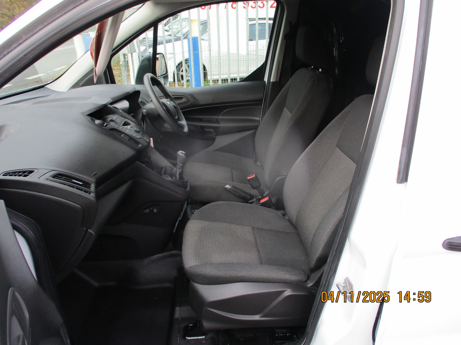 Used Ford Transit Connect 2017 for sale - 76464541: Photo 12