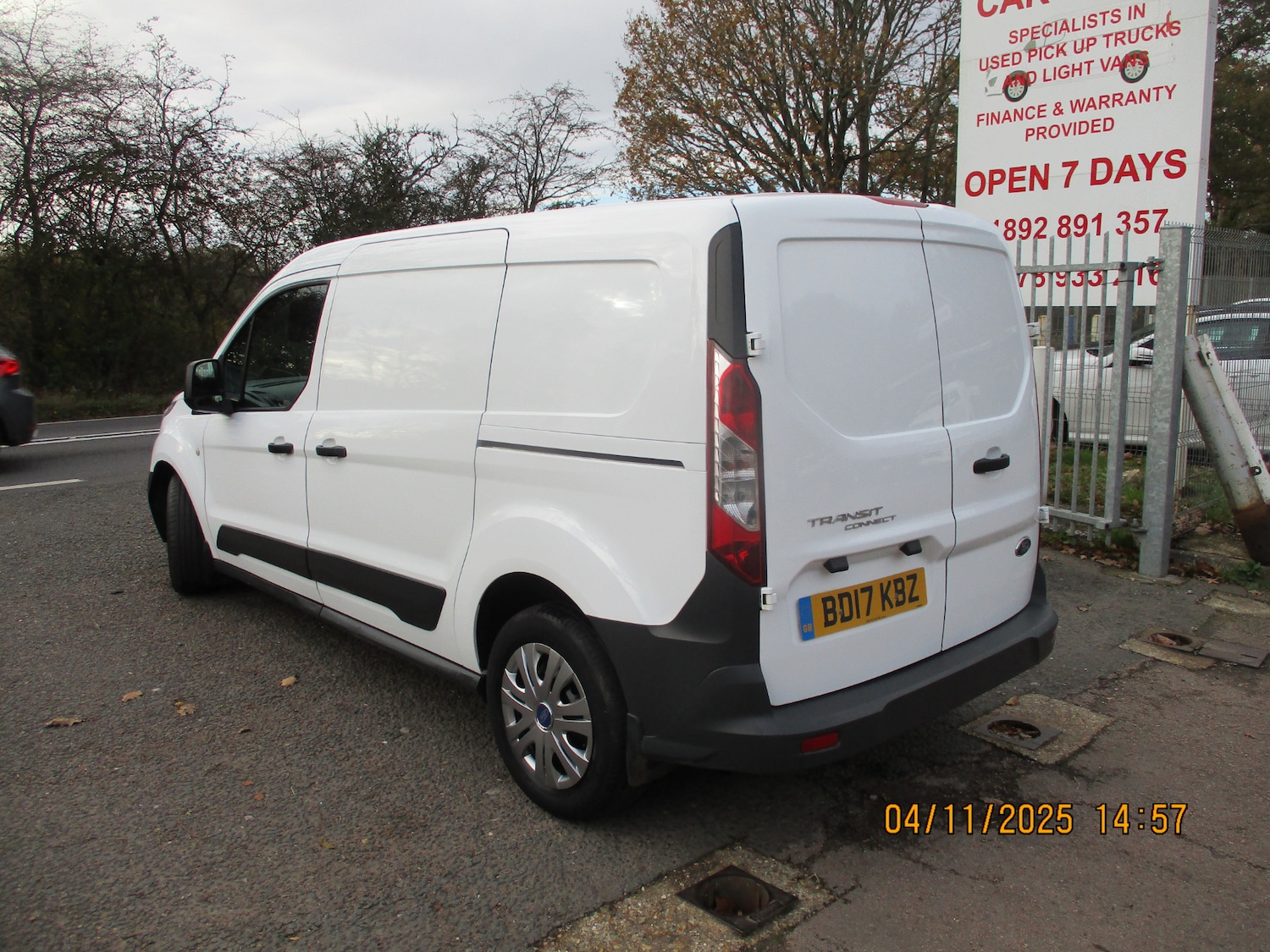 Used Ford Transit Connect 2017 for sale - 76464541: Photo 3