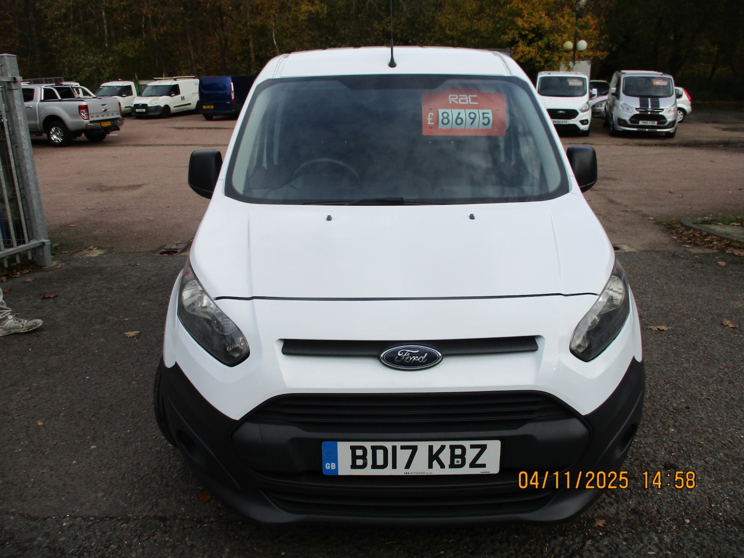 Used Ford Transit Connect 2017 for sale - 76464541: Photo 8