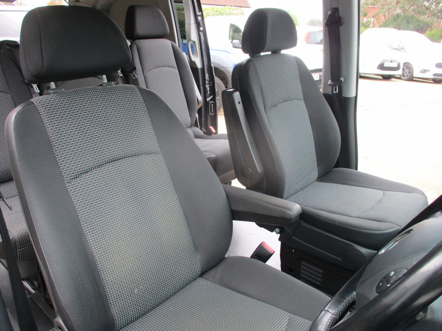 Used Mercedes-Benz Vito 2011 for sale - 77847456: Photo 23