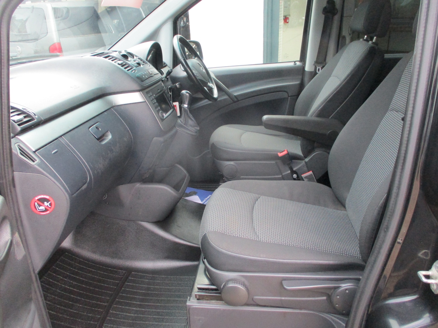 Used Mercedes-Benz Vito 2011 for sale - 77847456: Photo 9