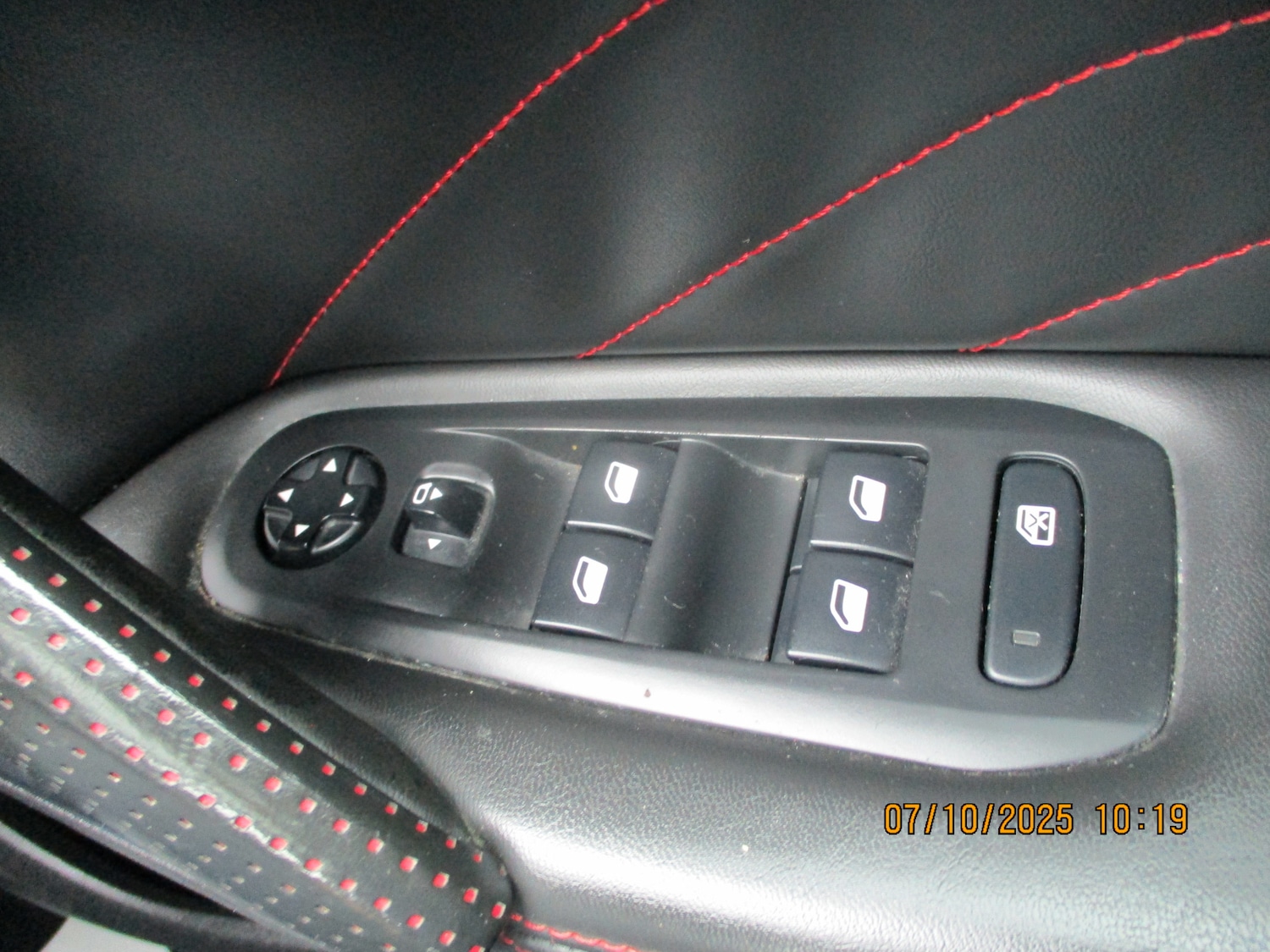 Used Peugeot 308 2018 for sale - 76184075: Photo 20