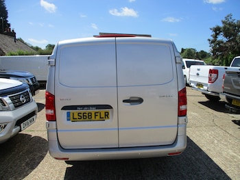 Used Mercedes-Benz Vito 2018 for sale - 78894650: Photo