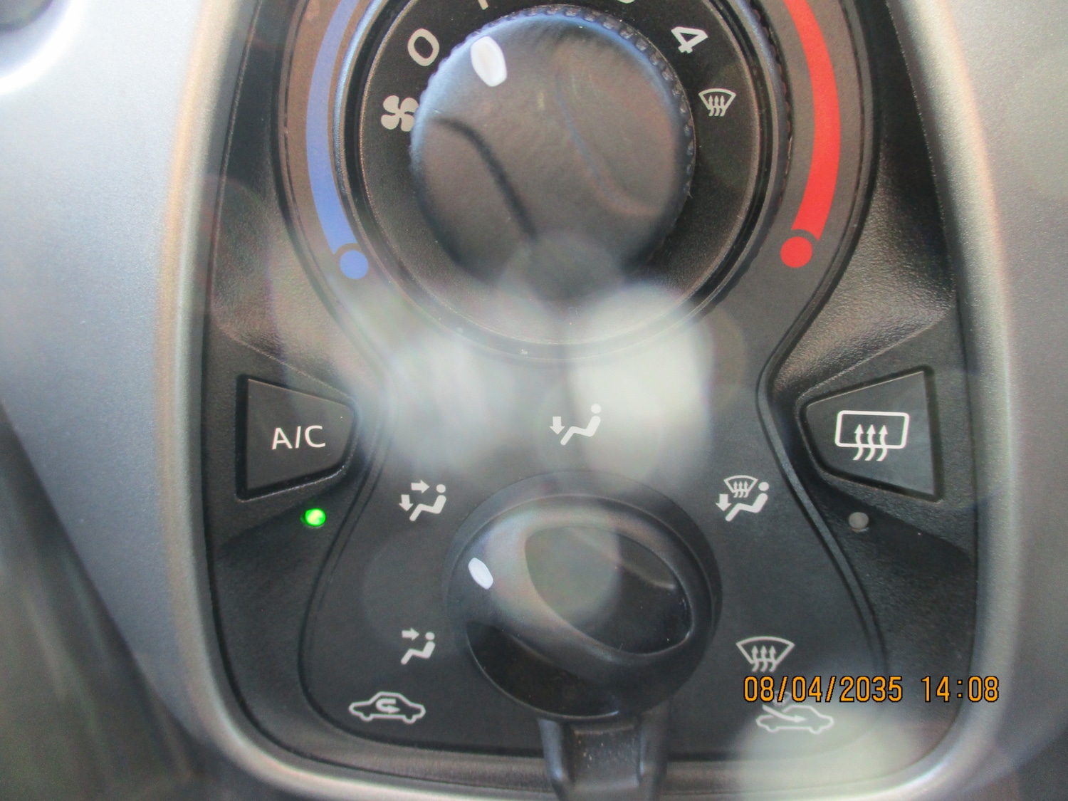 Used Toyota AYGO 2017 for sale - 76115410: Photo 18