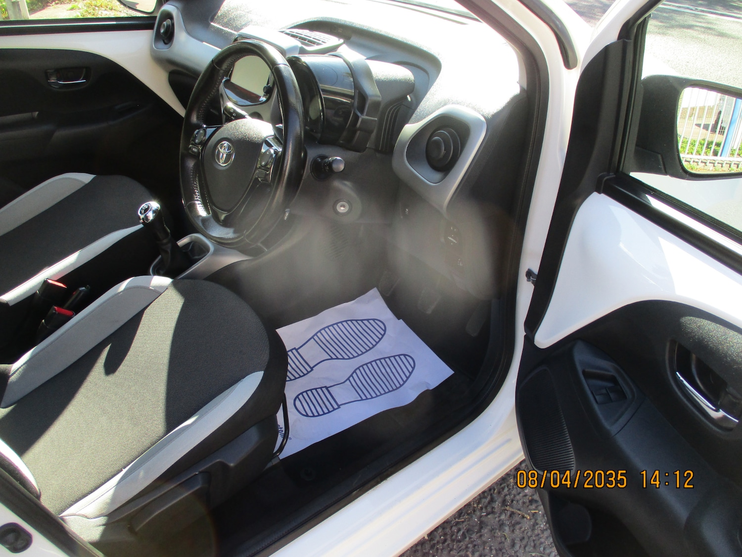 Used Toyota AYGO 2017 for sale - 76115410: Photo 24