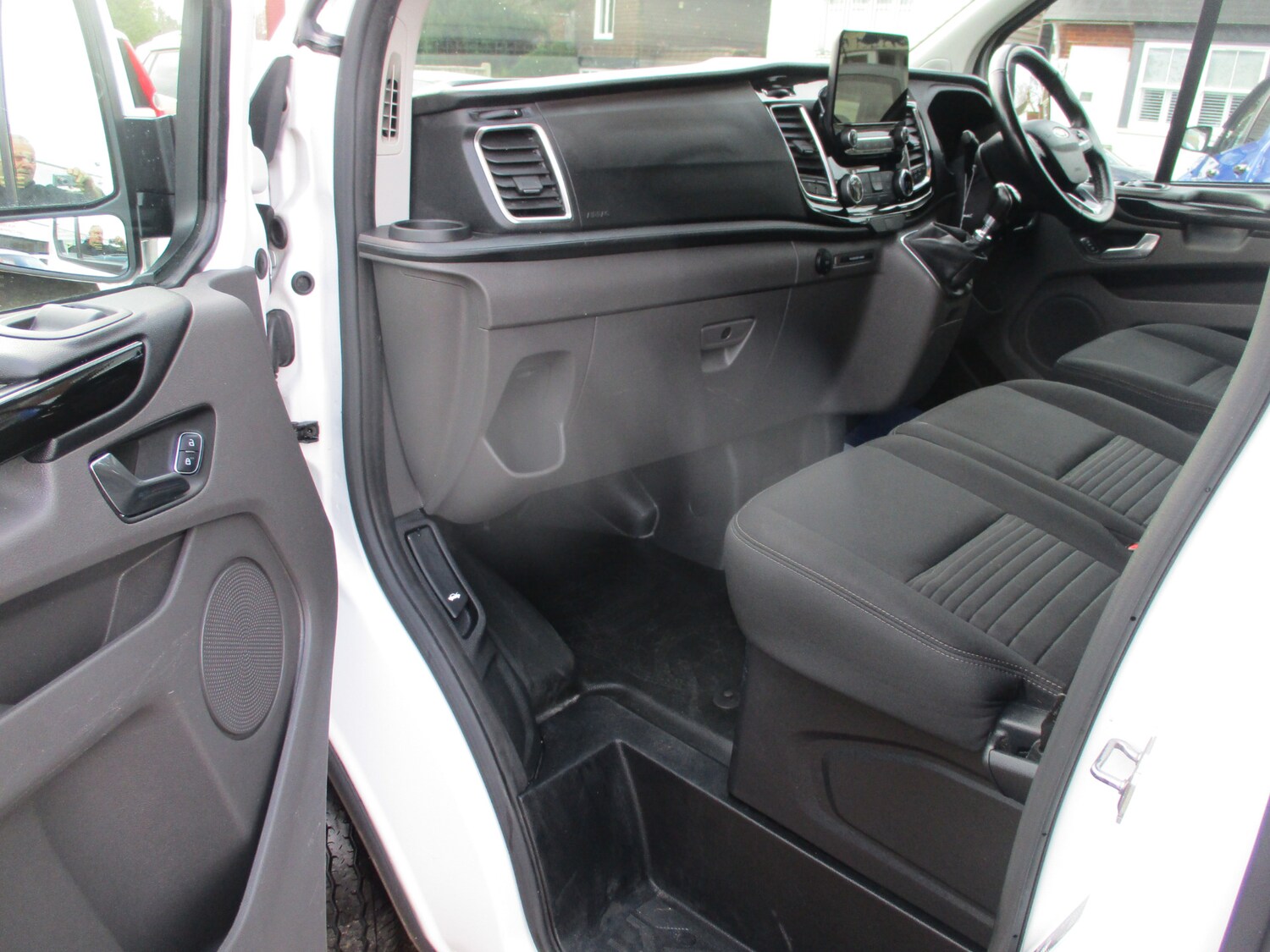 Used Ford Transit Custom 2022 for sale - 77536238: Photo 11