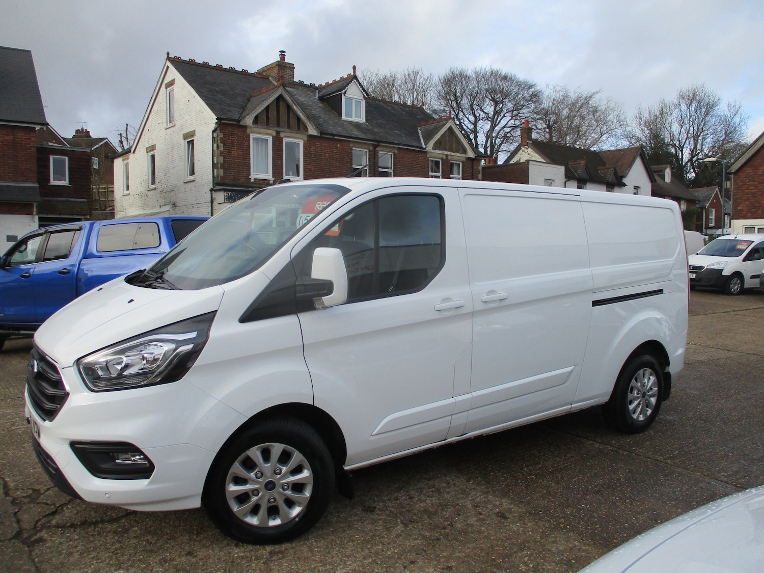 Used Ford Transit Custom 2022 for sale - 77536238: Photo 2