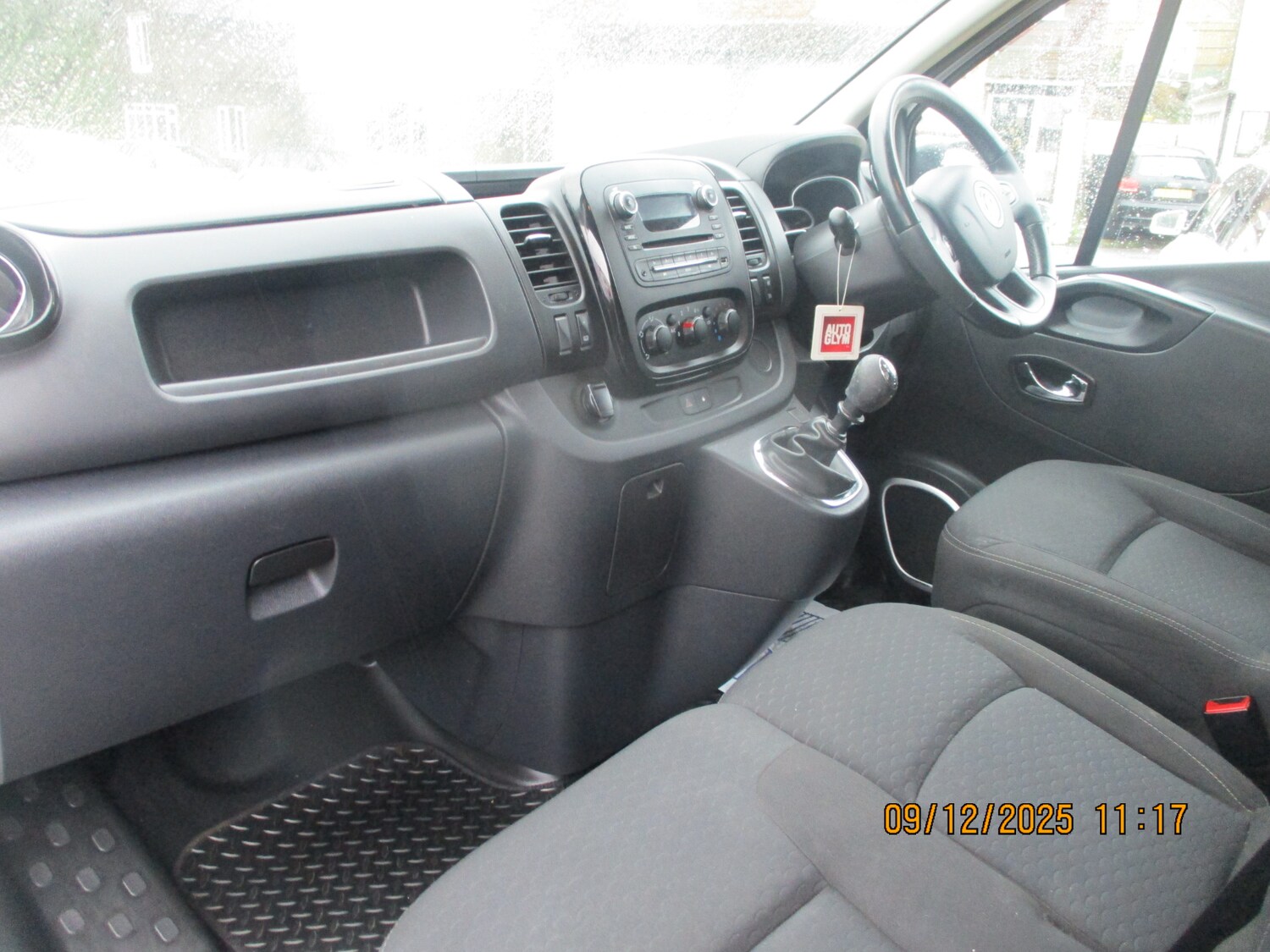 Used Vauxhall Vivaro 2018 for sale - 76891552: Photo 12