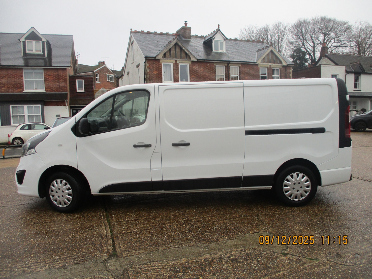 Used Vauxhall Vivaro 2018 for sale - 76891552: Photo 2