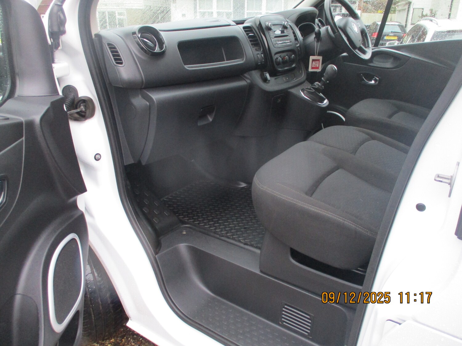 Used Vauxhall Vivaro 2018 for sale - 76891552: Photo 9