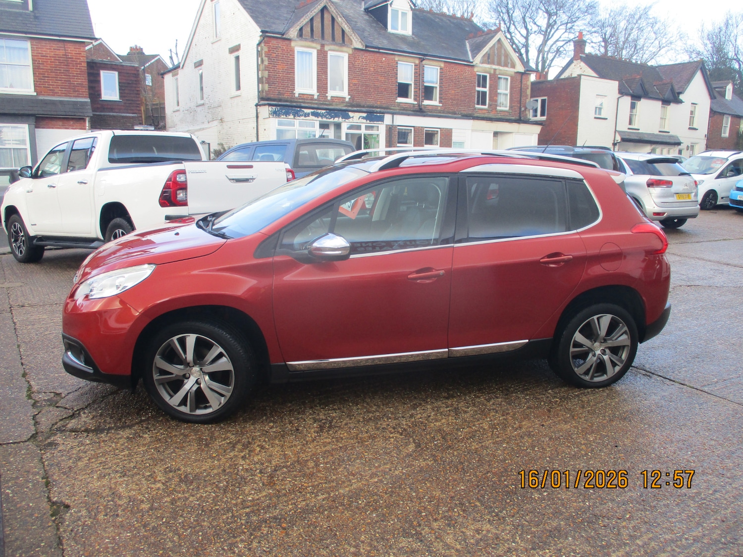 Used Peugeot 2008 2016 for sale - 77228289: Photo 2