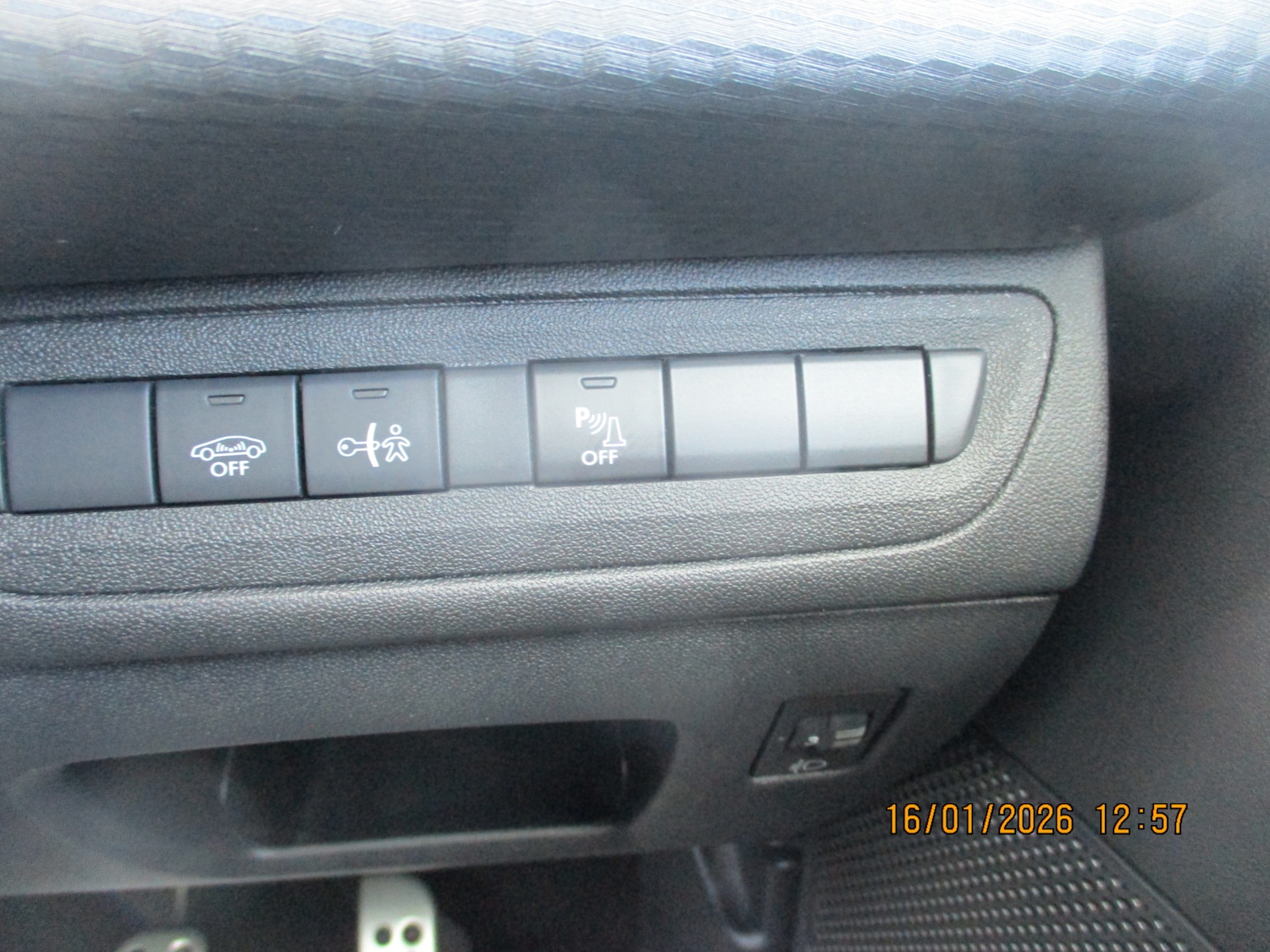 Used Peugeot 2008 2016 for sale - 77228289: Photo 22