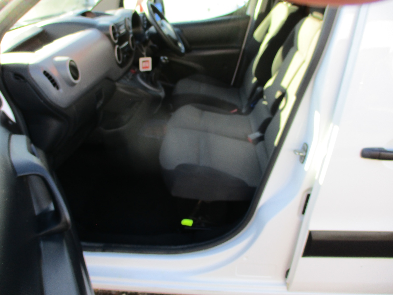 Used Peugeot Partner 2018 for sale - 77918317: Photo 12