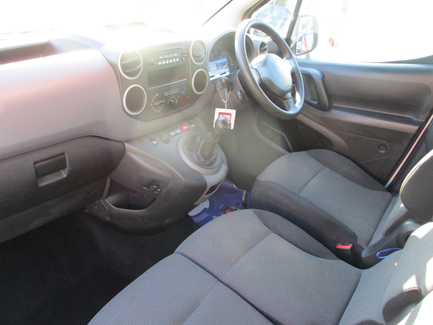 Used Peugeot Partner 2018 for sale - 77918317: Photo 14