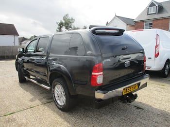 Used Toyota Hilux 2013 for sale - 79720261: Photo
