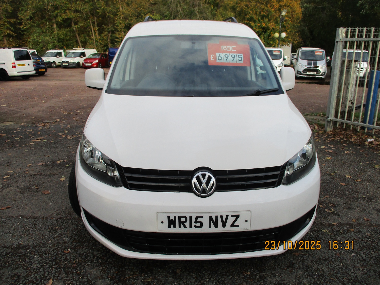Used Volkswagen Caddy 2015 for sale - 76355392: Photo 8