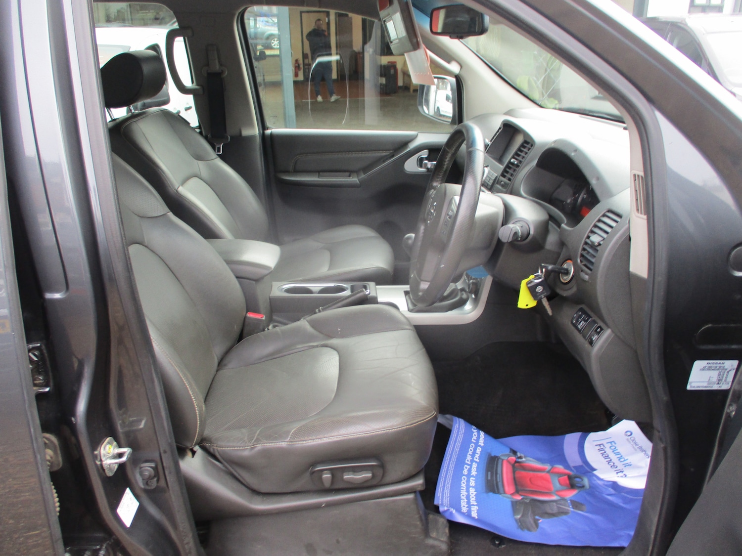 Used Nissan Navara 2015 for sale - 77629422: Photo 25