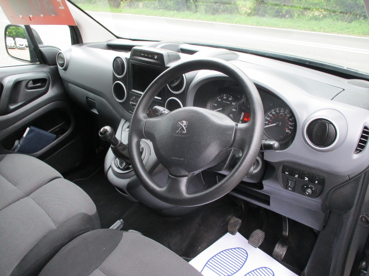 Vehicle 29