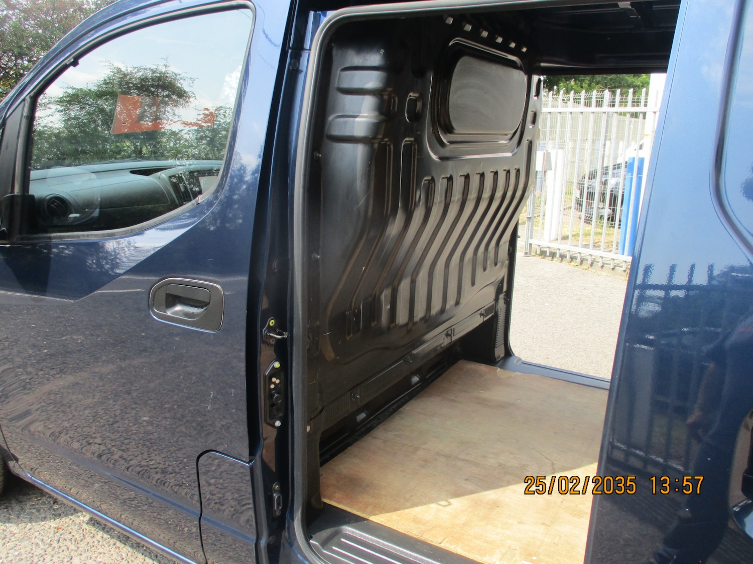 Vehicle 21