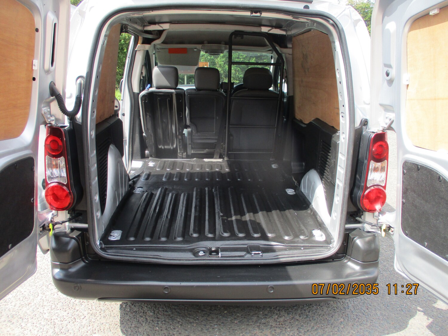 Vehicle 22