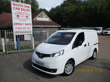 Used Nissan NV200 2018 for sale - 75932045: Photo