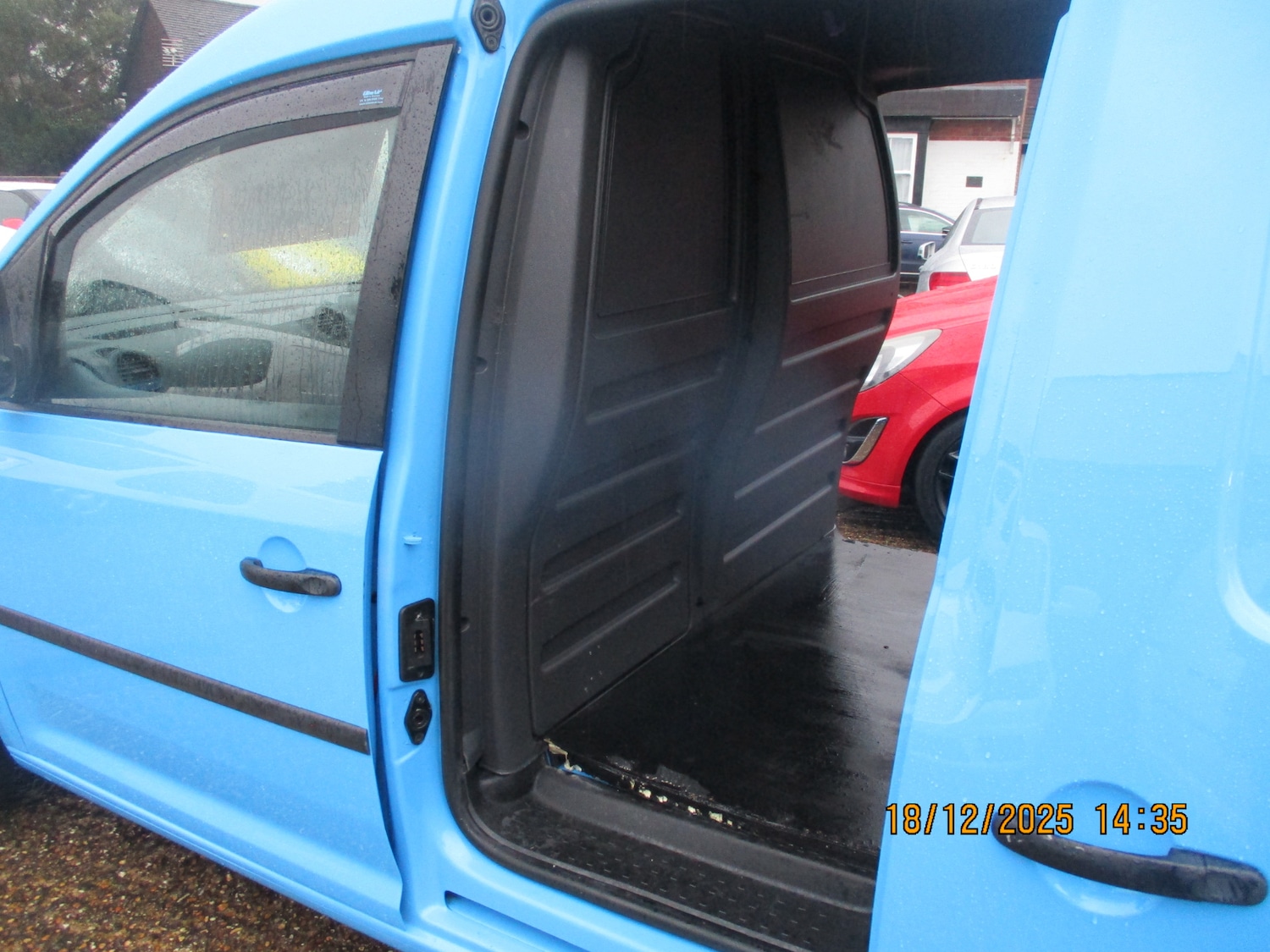 Used Volkswagen Caddy 2013 for sale - 76982612: Photo 18