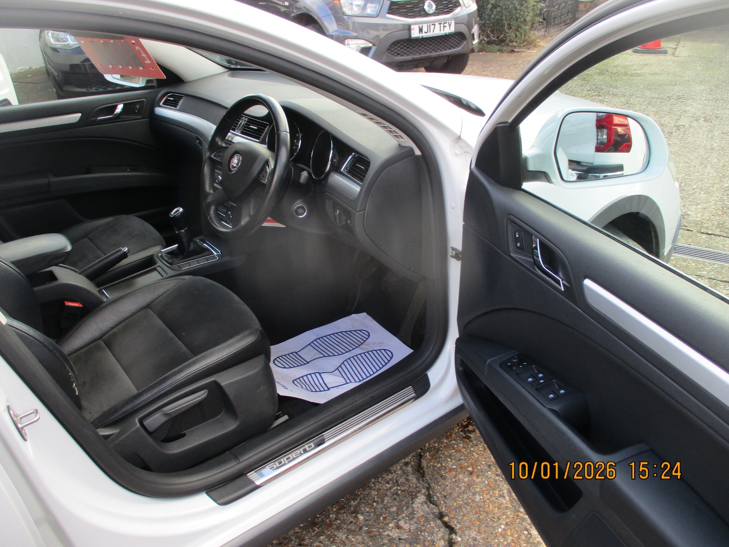 Used Skoda Superb 2014 for sale - 77160123: Photo 28