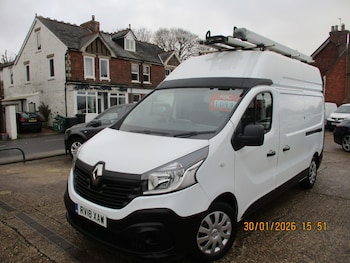 Renault Trafic feature image