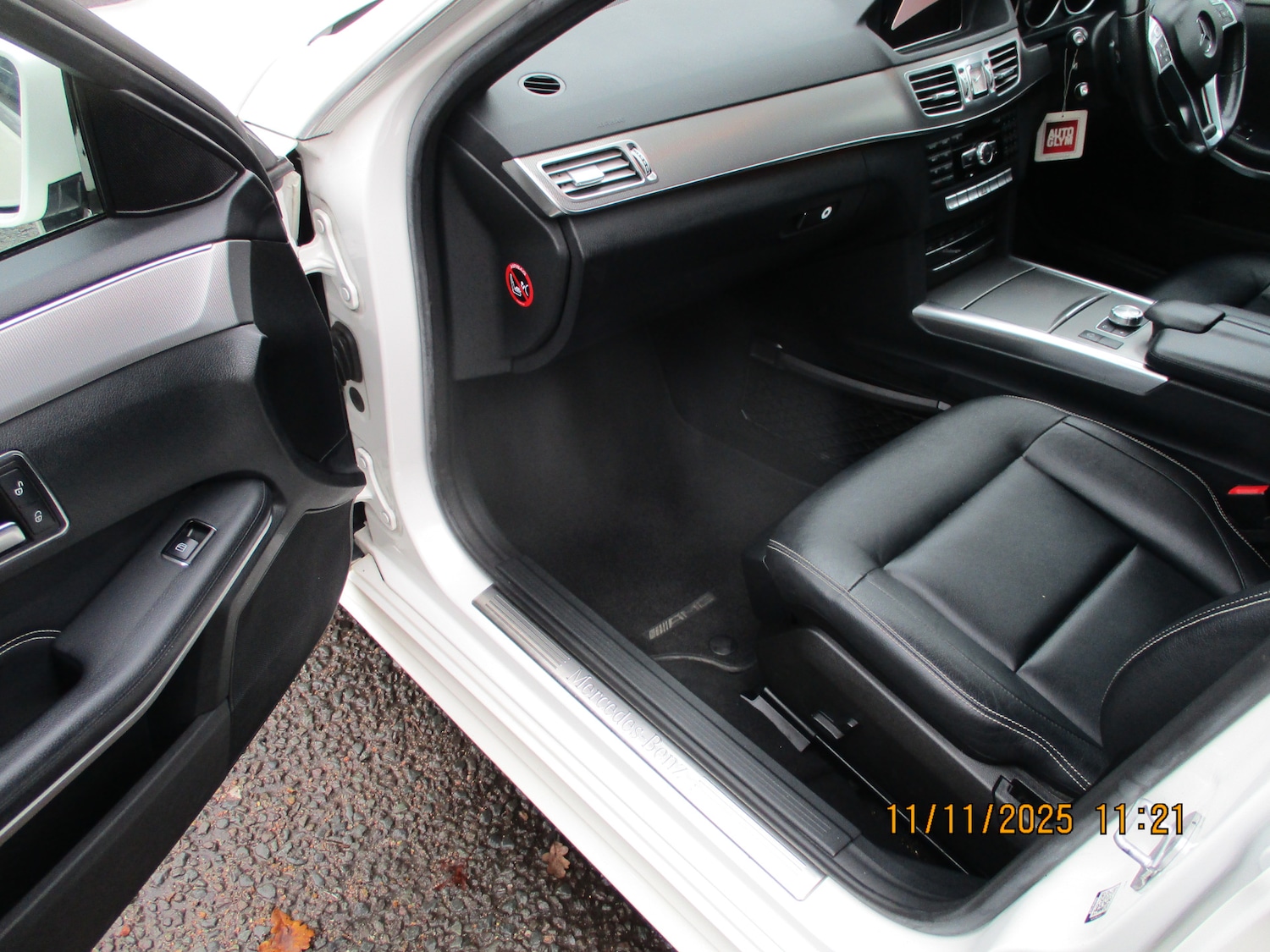 Used Mercedes-Benz E Class 2014 for sale - 76541933: Photo 11