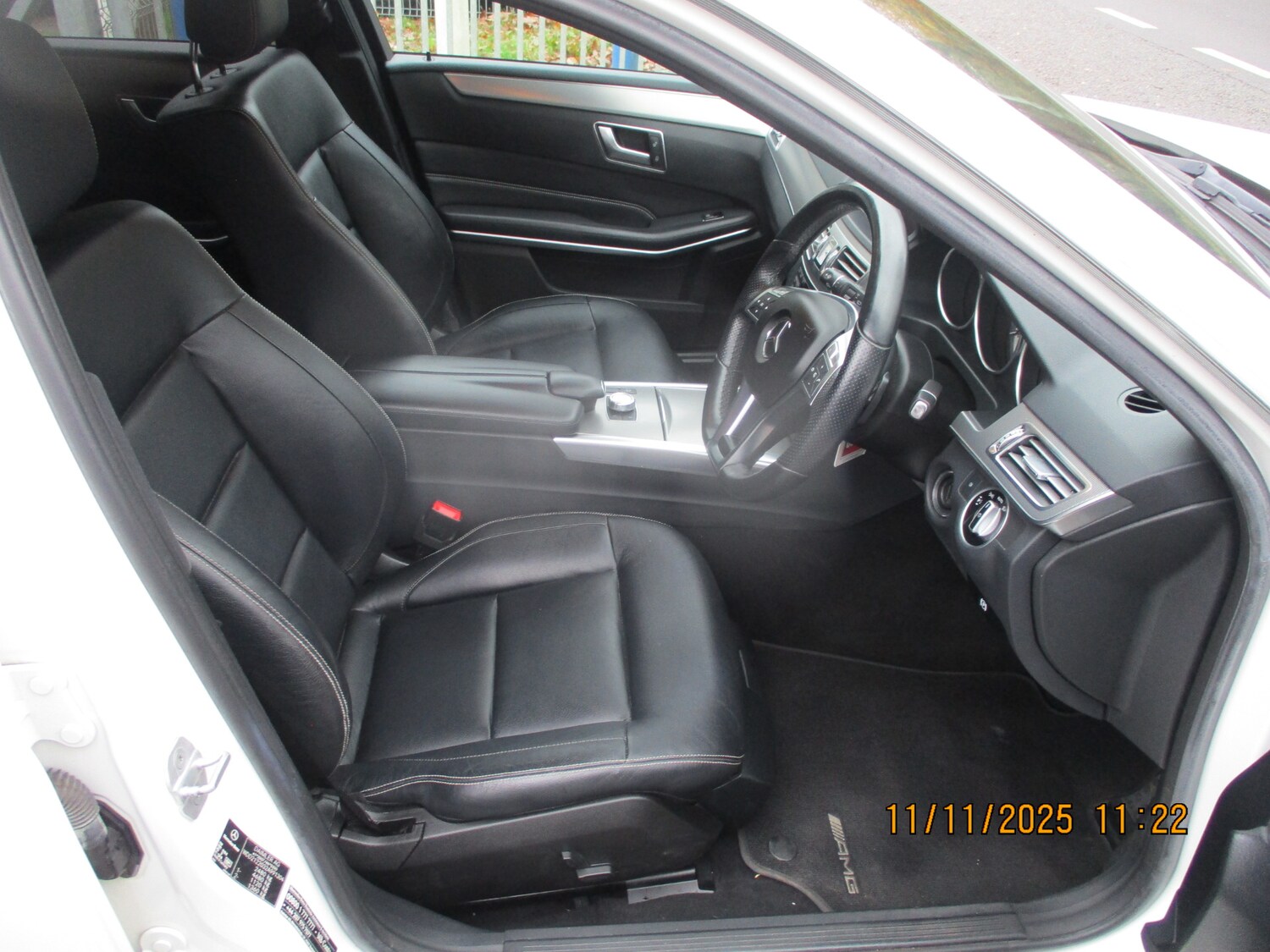 Used Mercedes-Benz E Class 2014 for sale - 76541933: Photo 27