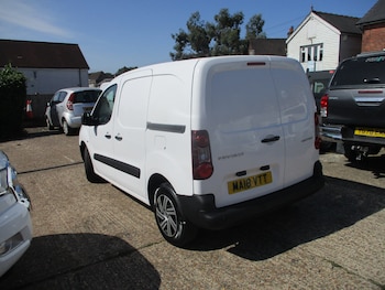 Used Peugeot Partner 2018 for sale - 79473787: Photo