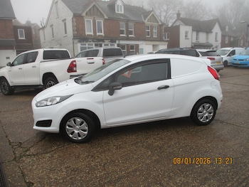 Used Ford Fiesta 2016 for sale - 77140888: Photo
