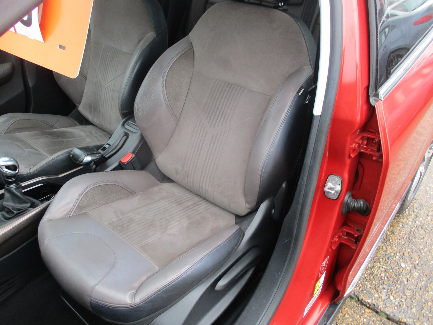 Used Peugeot 2008 2015 for sale - 77501156: Photo 11