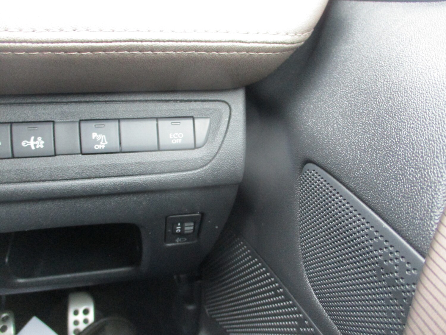 Used Peugeot 2008 2015 for sale - 77501156: Photo 19