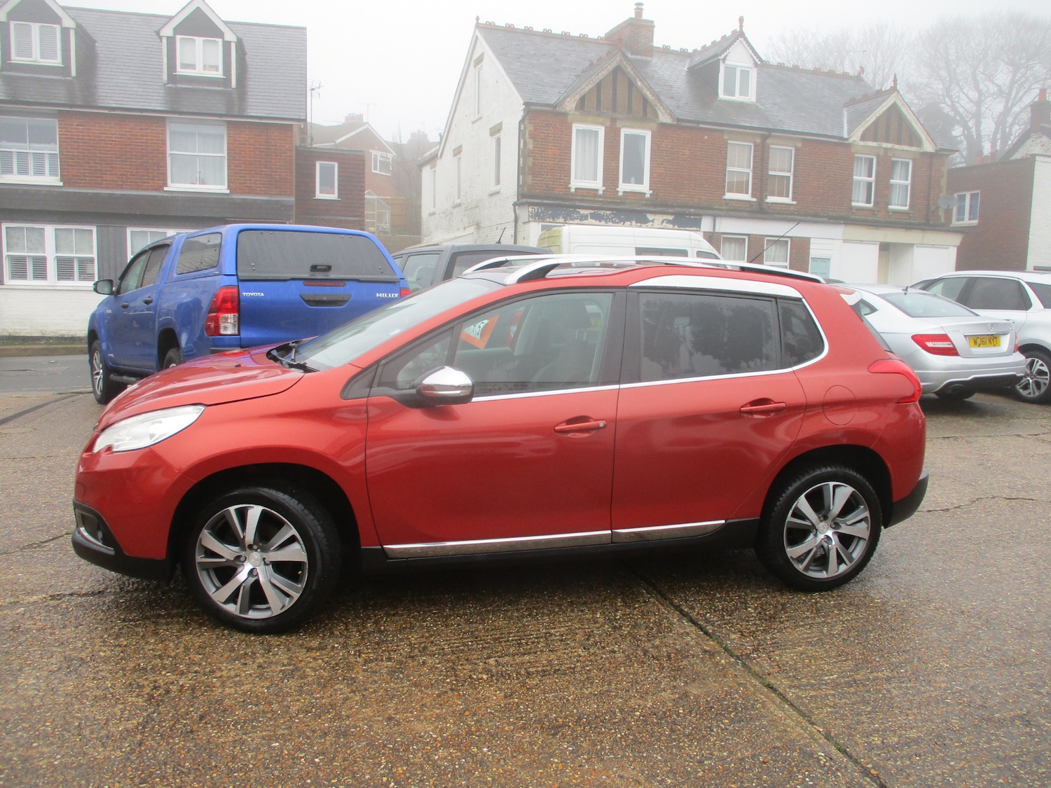 Used Peugeot 2008 2015 for sale - 77501156: Photo 2