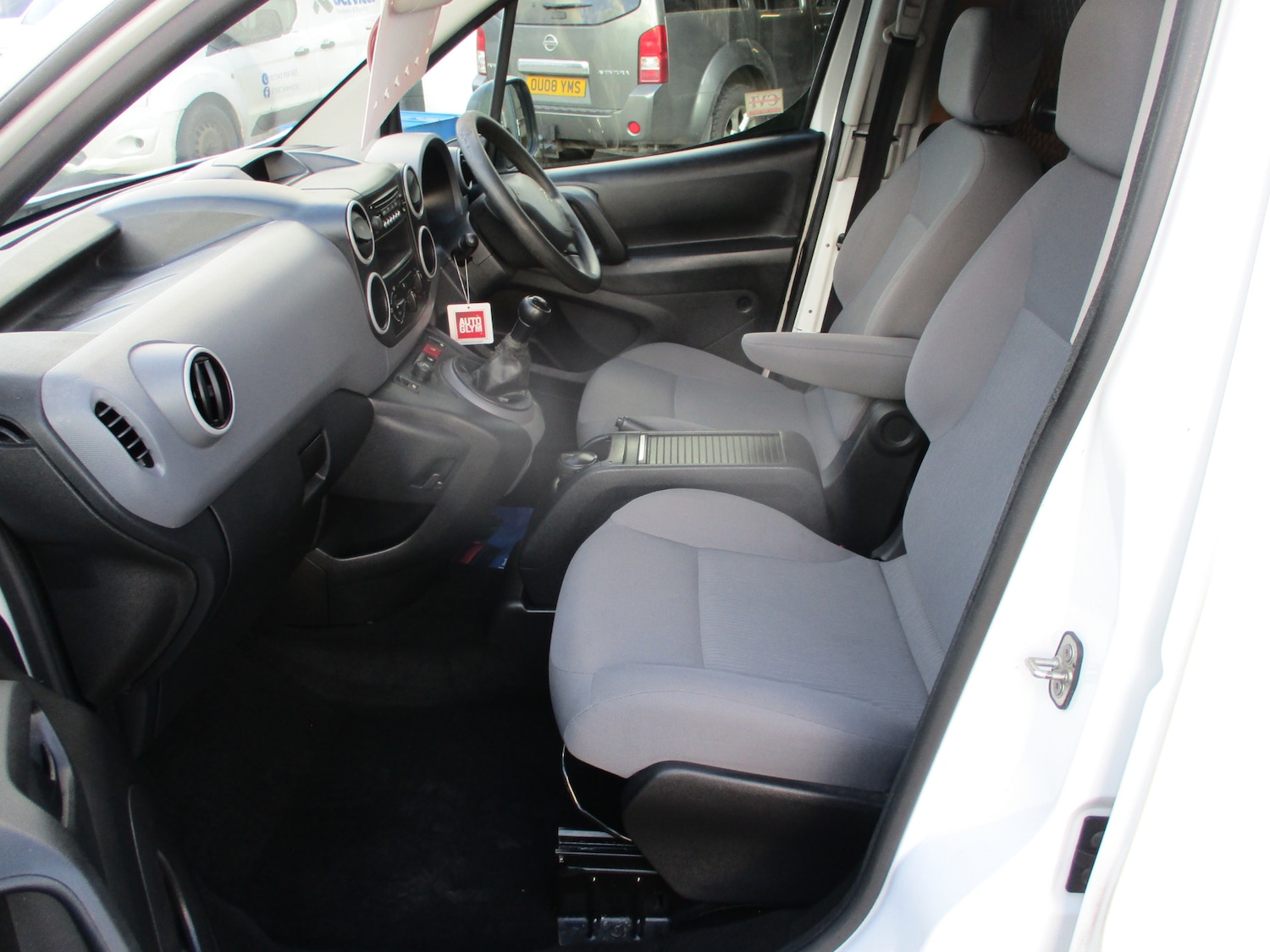 Used Peugeot Partner 2013 for sale - 77837264: Photo 12