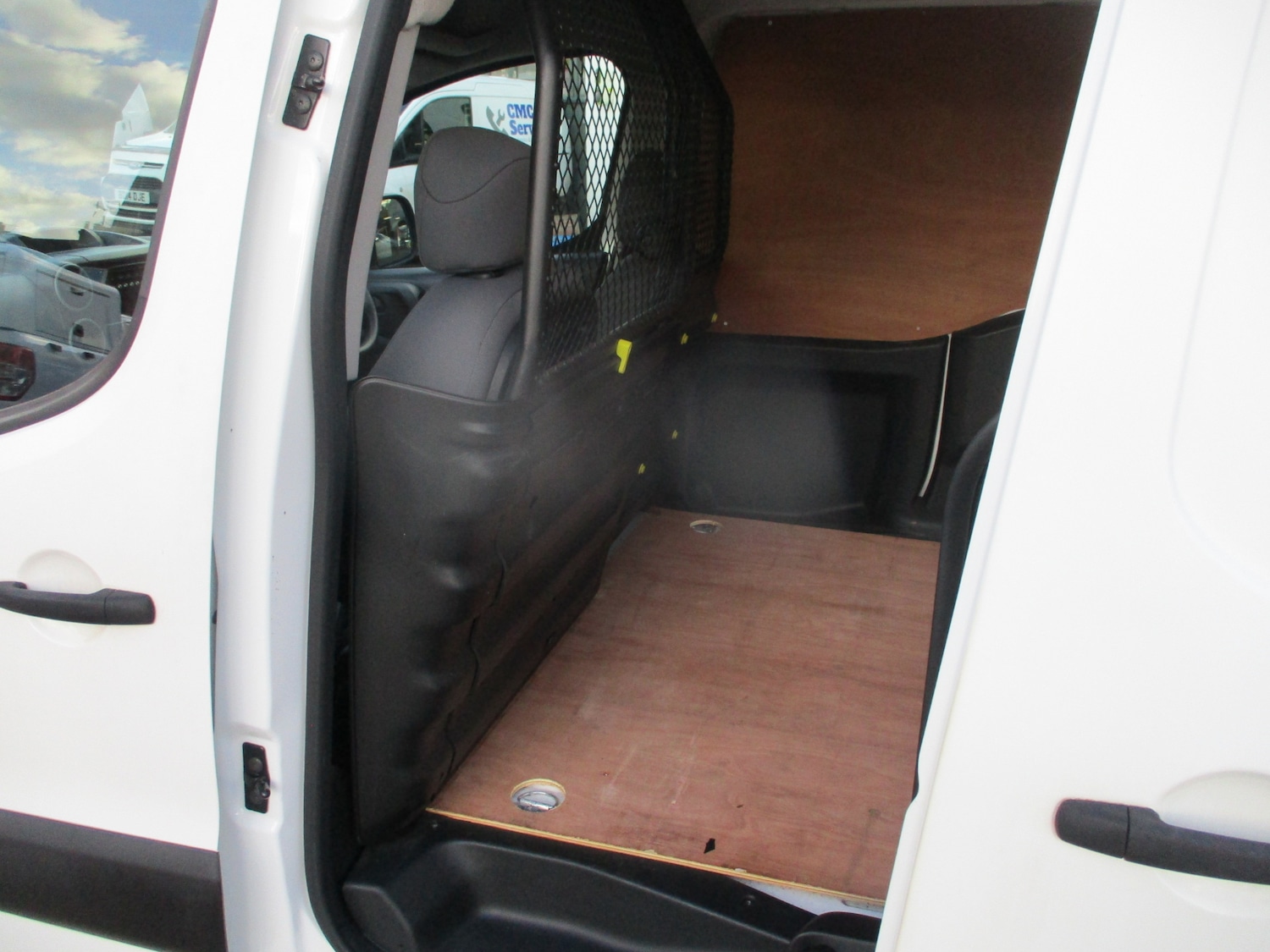 Used Peugeot Partner 2013 for sale - 77837264: Photo 18